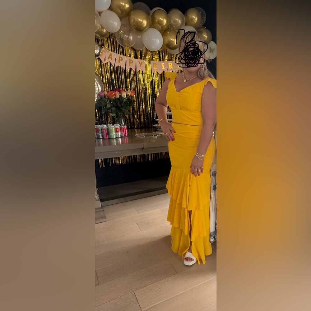 Two pieces dress